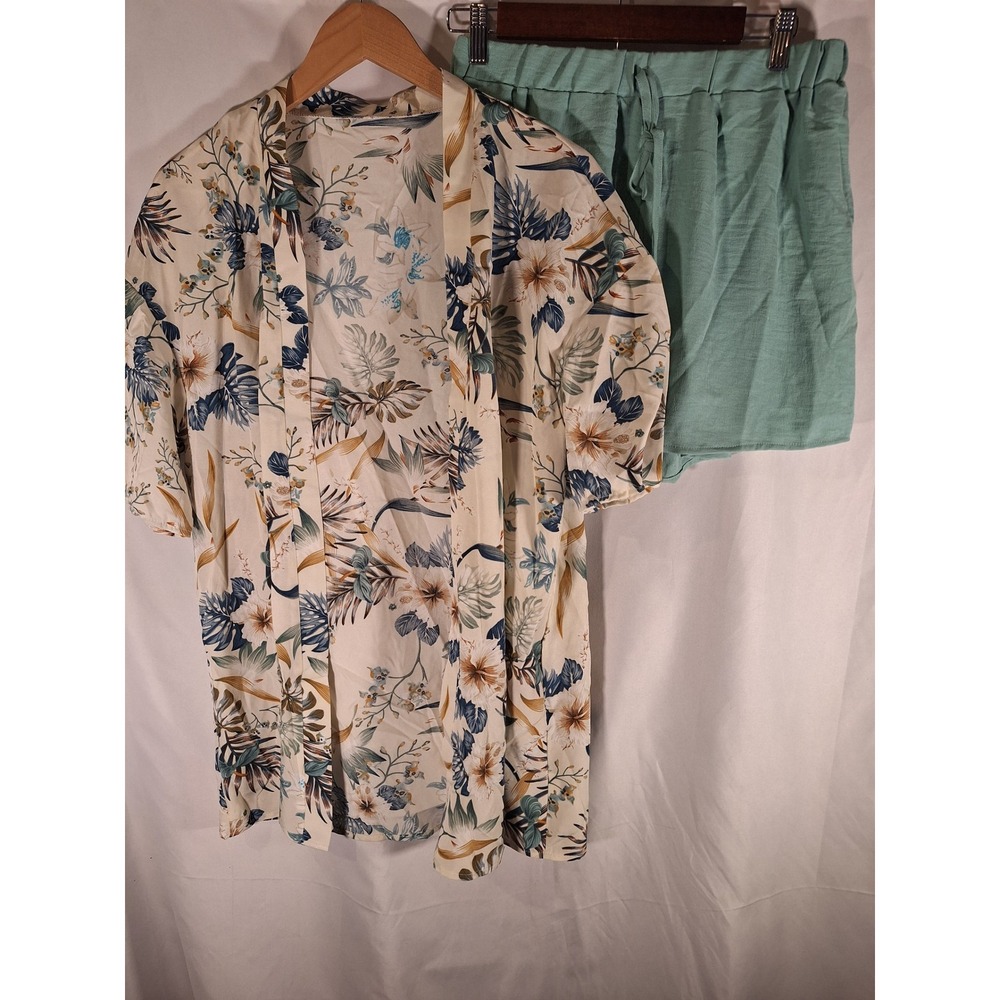 SHEIN Womens Tropical Floral Kimono and Mint Shorts 2 Piece Set Size L NEW